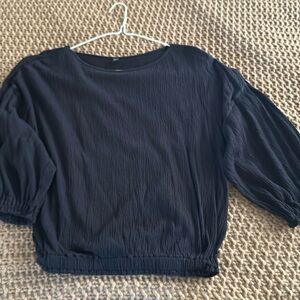 Uniqlo top